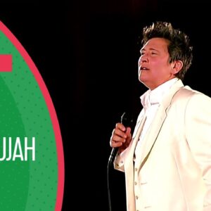 k.d. lang performs Hallelujah - Vancouver 2010 Olympics Opening Ceremony | Music Monday