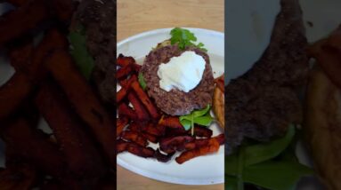 Nashville Burger Review Craving this Burger at Fenwick's 300